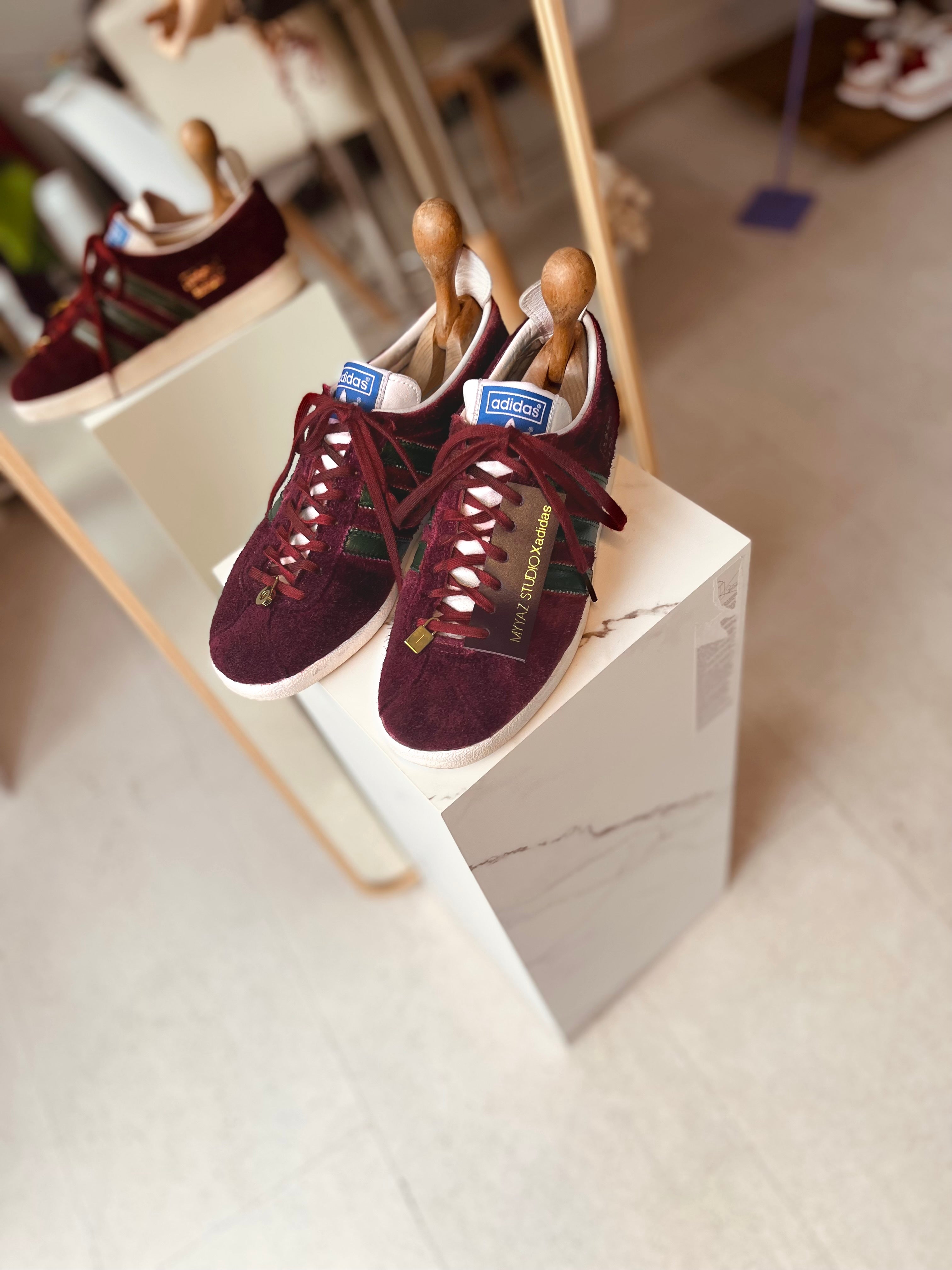 "Your sneakers, reborn" - Sneaker Alchemy Workshop