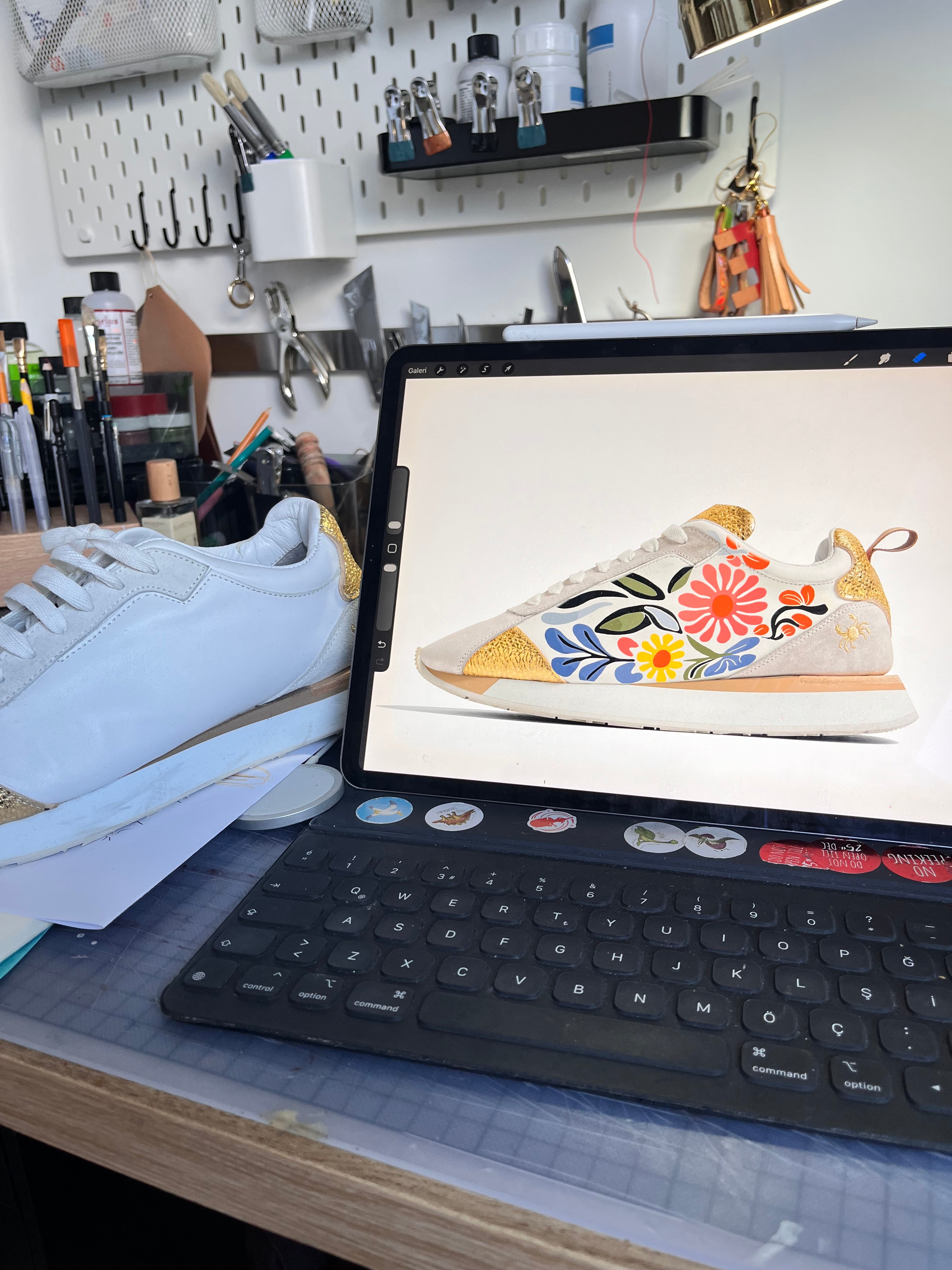 "Wearable Art" - Sneaker Alchemy Workshop