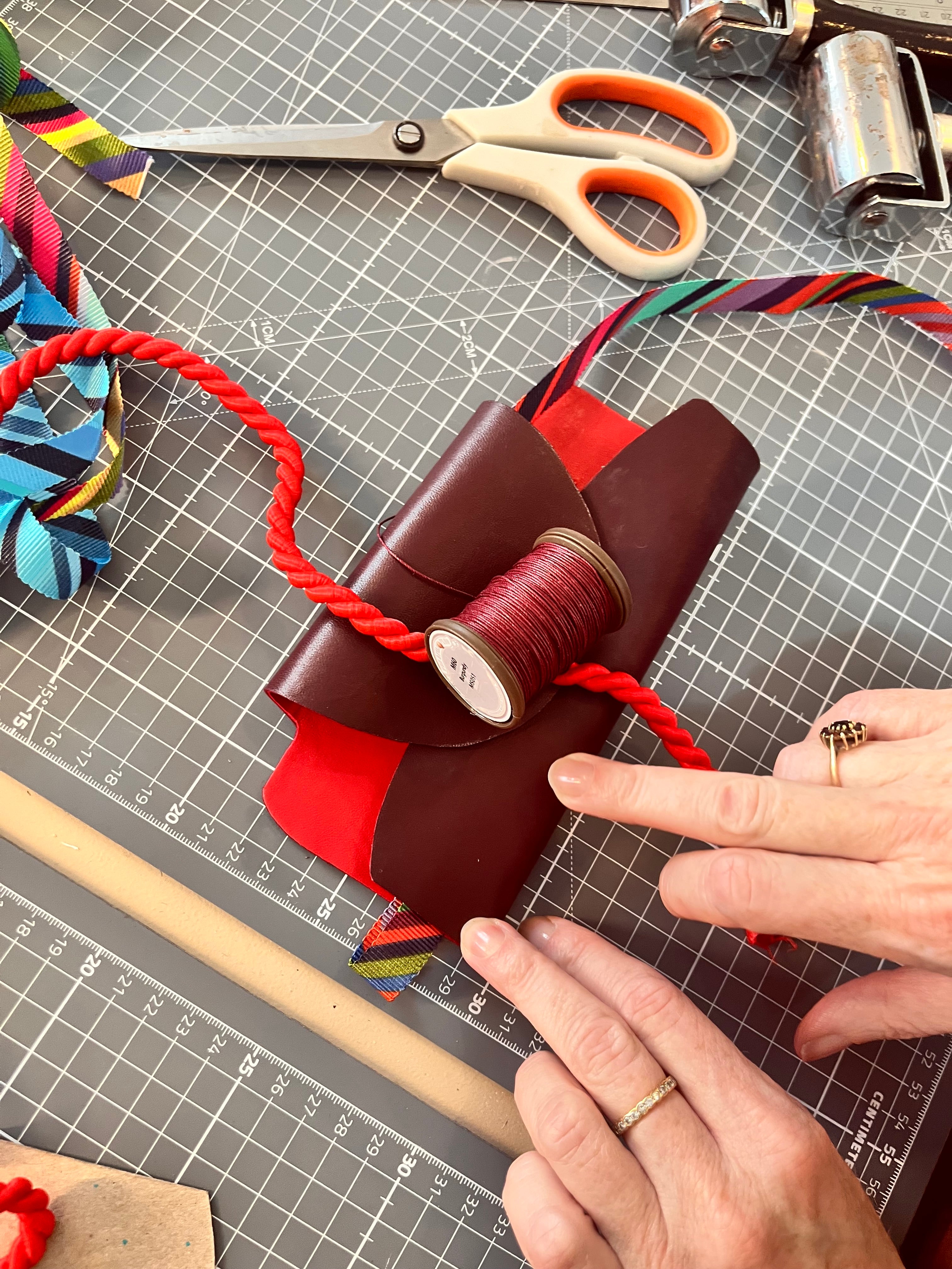 “Bring a Case to Life” - Glasses Case Workshop