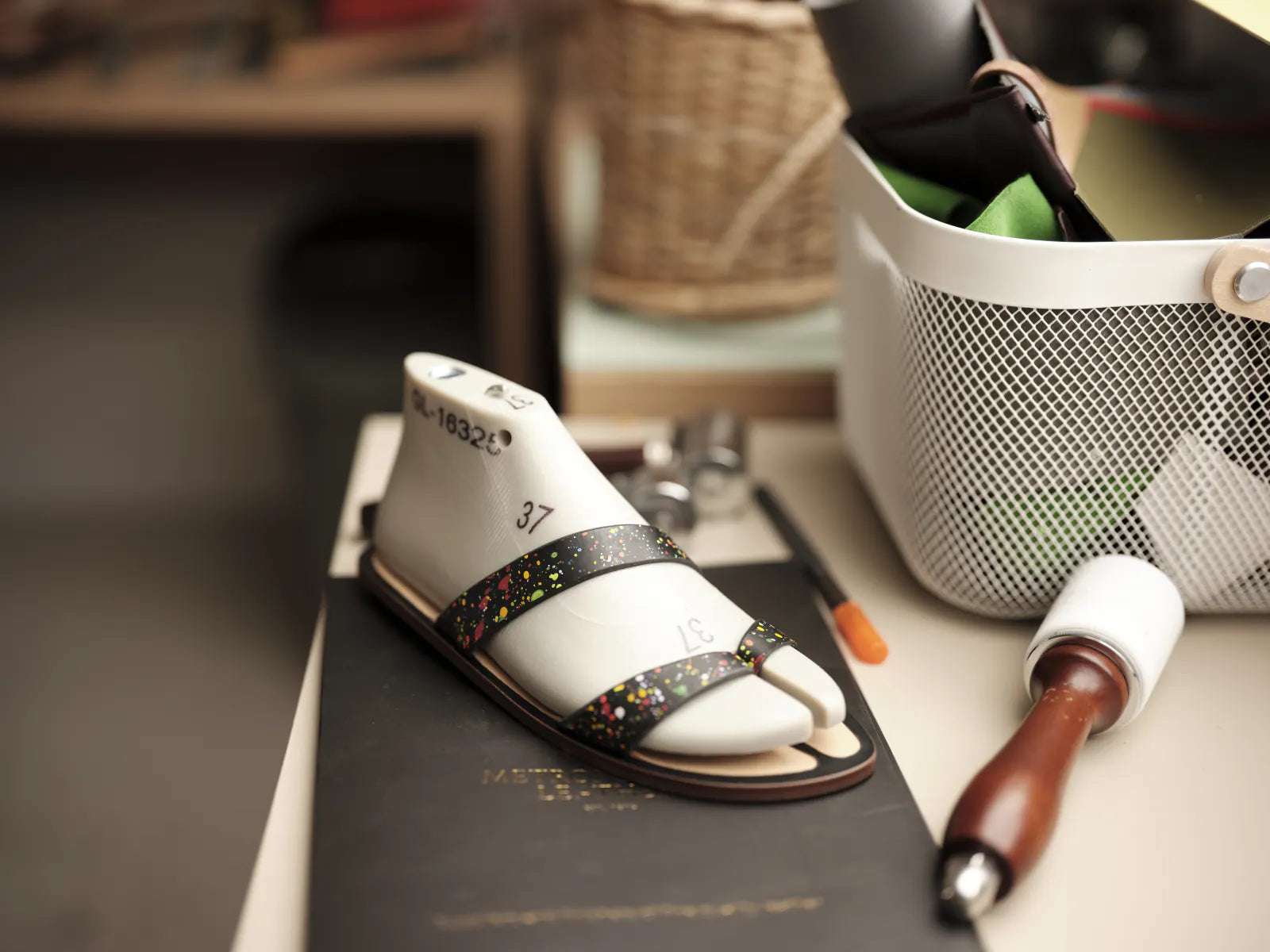 Arche – Signature Sandal