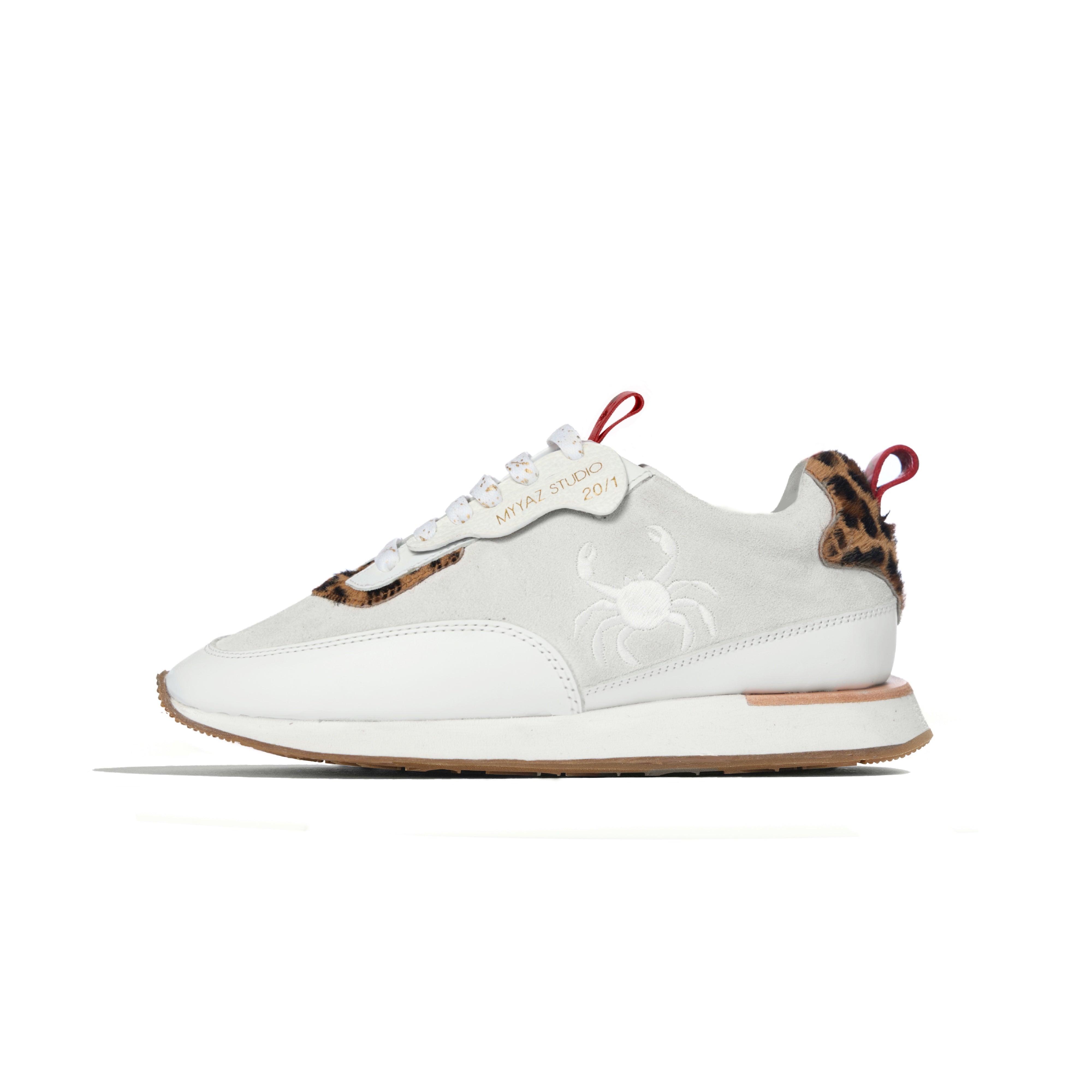 Posh Prowl – Elegance With an Edge